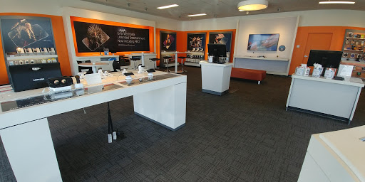 Cell Phone Store «AT&T Authorized Retailer», reviews and photos, 10439 Chambers Rd, Commerce City, CO 80022, USA