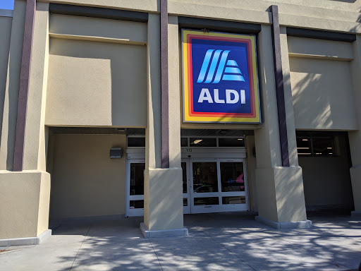 Supermarket «ALDI», reviews and photos, 613 Johnnie Dodds Blvd, Mt Pleasant, SC 29464, USA
