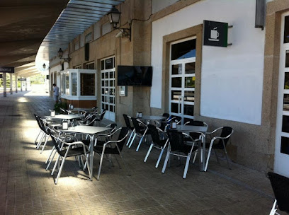 Bar Restaurante Estación FFCC - Avenida Estacióndel Ferrocarril Nº4 Bajo, 36800 Redondela, Pontevedra, Spain