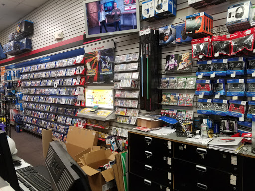 Video Game Store «GameStop», reviews and photos, 17 W Palisade Ave, Englewood, NJ 07631, USA