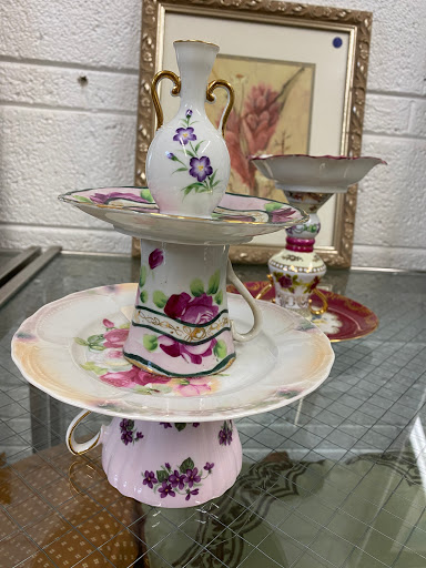 Thrift Store «Council Thrift», reviews and photos, 3297 Twelve Mile Rd, Berkley, MI 48072, USA