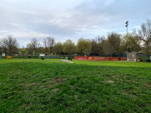 Parc à chiens du parc Ahuntsic