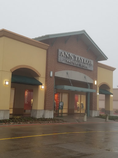 Shopping Mall «Allen Premium Outlets», reviews and photos, 820 Stacy Rd, Allen, TX 75013, USA