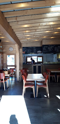 Atmosphère du Restaurant l'Agora à Arâches-la-Frasse - n°2