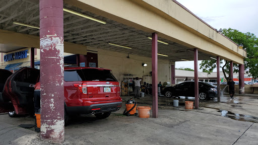 Pop's Car Wash en Miami Gardens