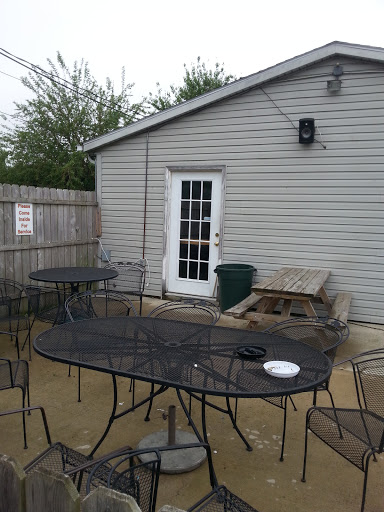 Liquor Store «Atlanta Pub & Package Store», reviews and photos, 225 N Walnut St, Atlanta, IN 46031, USA