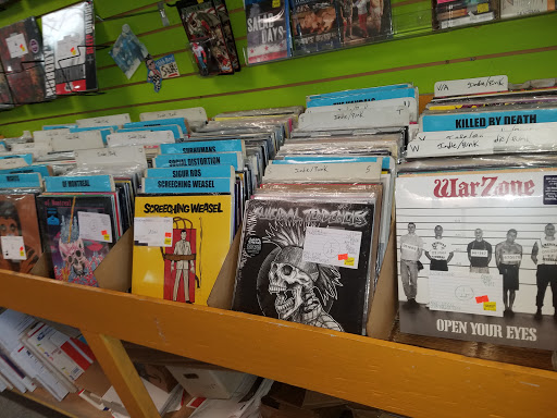 Record Store «Flipside Records», reviews and photos, 41 E 14 Mile Rd, Clawson, MI 48017, USA