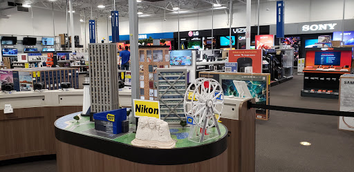 Electronics Store «Best Buy», reviews and photos, 3900 Tyler St, Riverside, CA 92503, USA