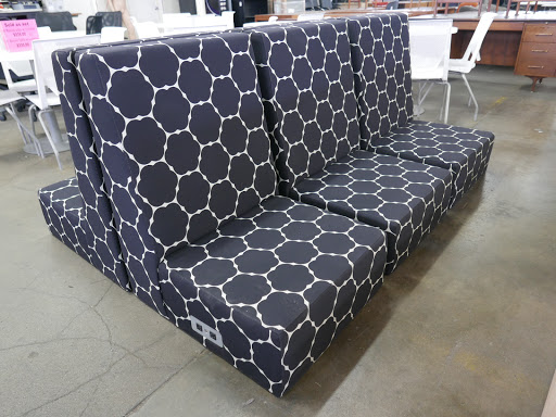 Used Office Furniture Store «TR Trading Company», reviews and photos, 15604 S Broadway, Gardena, CA 90248, USA