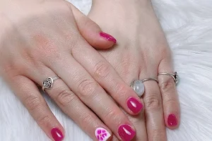 Queen Nail & Spa image