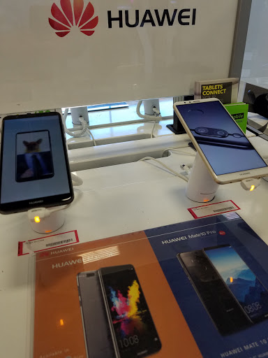 Electronics Store «Best Buy», reviews and photos, 12905 Elm Creek Blvd N, Maple Grove, MN 55369, USA