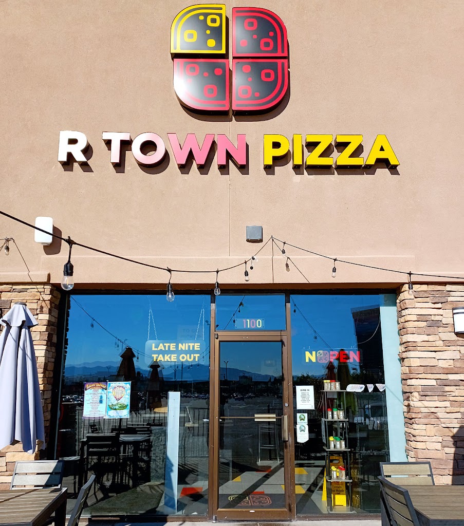 R Town Pizza 89502
