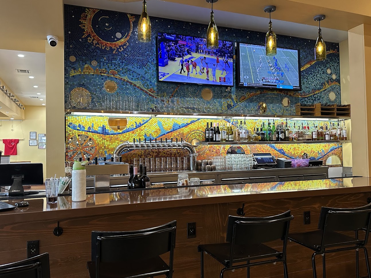 Zachary's Chicago Pizza