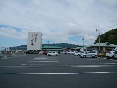 保田漁港 共用駐車場