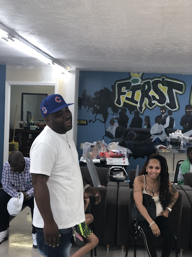 Barber Shop «First Class Barber Shop», reviews and photos, 610 W Trinity Ln, Nashville, TN 37207, USA