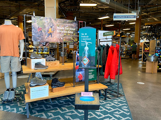 Camping Store «REI», reviews and photos, 2220 Village Walk Dr #150, Henderson, NV 89052, USA
