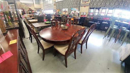 Furniture Store «Encore Home Furnishings», reviews and photos, 2730 NE Bunn Rd, McMinnville, OR 97128, USA