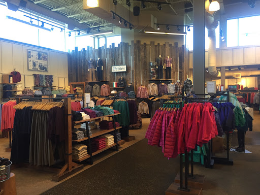 Clothing Store «L.L. Bean», reviews and photos, 1000 Ross Park Mall Dr, Pittsburgh, PA 15237, USA