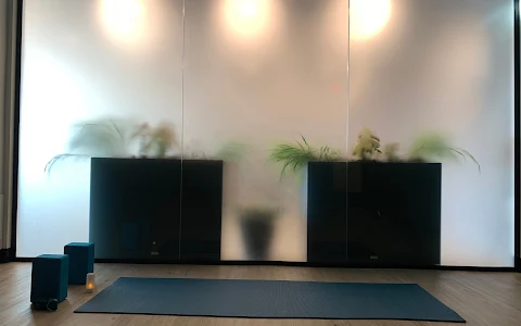 Yen Yoga & Fitness image