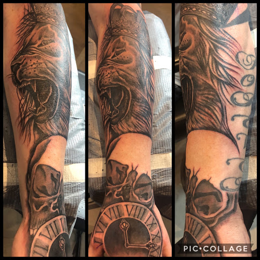 Find tummy tuck scar tattoo ideas for your next unique tattoo in Cape Coral at UNRIVALED INK