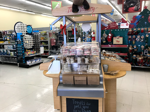 Pet Supply Store «Petco Animal Supplies», reviews and photos, 1820a W Uintah St, Colorado Springs, CO 80904, USA