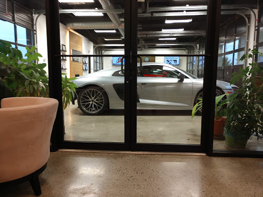 Auto Body Shop «Barrow Body Shop», reviews and photos, 2261 Dixie Ave SE, Smyrna, GA 30080, USA