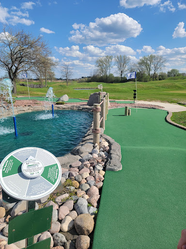 Golf Driving Range «Missing Links Golf Course & Driving Range», reviews and photos, 12950 N Port Washington Rd, Mequon, WI 53097, USA