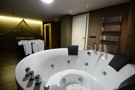 Clínica Veterinaria Poveda en Roquetas de Mar