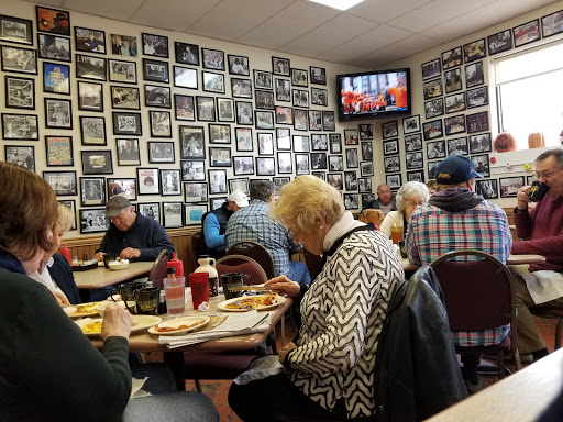 Donut Shop «HoneyDip Donuts», reviews and photos, 4480 Kenny Rd, Columbus, OH 43220, USA