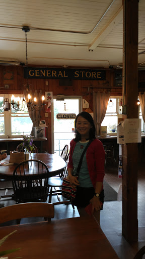 Grocery Store «Riverton General Store», reviews and photos, 2 Main St, Barkhamsted, CT 06063, USA