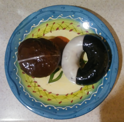 Donut Shop «Doughnut Plant», reviews and photos, 245 Flatbush Ave, Brooklyn, NY 11217, USA