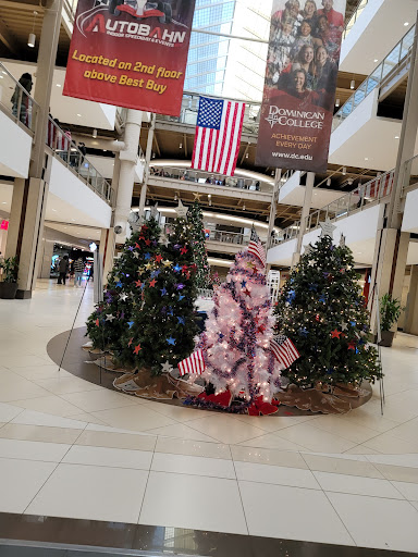 Shopping Mall «Palisades Center», reviews and photos, 1000 Palisades Center Dr, West Nyack, NY 10994, USA