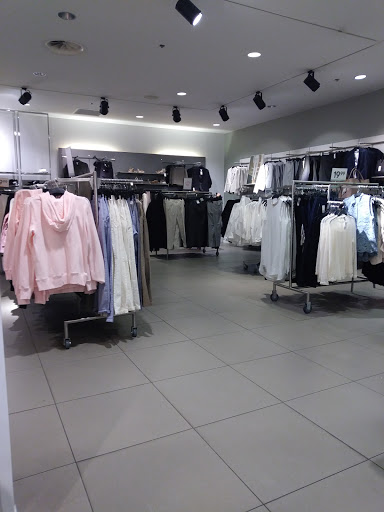 Clothing Store «H&M», reviews and photos, 2140 Annapolis Mall Rd, Annapolis, MD 21401, USA