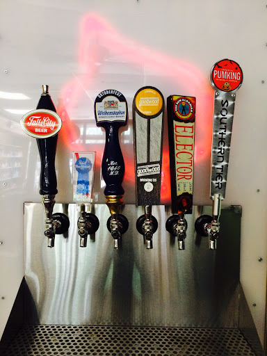 Liquor Store «Red Castle Liquor Store and Growler Filling Station», reviews and photos, 1200 S 1st St, Louisville, KY 40203, USA