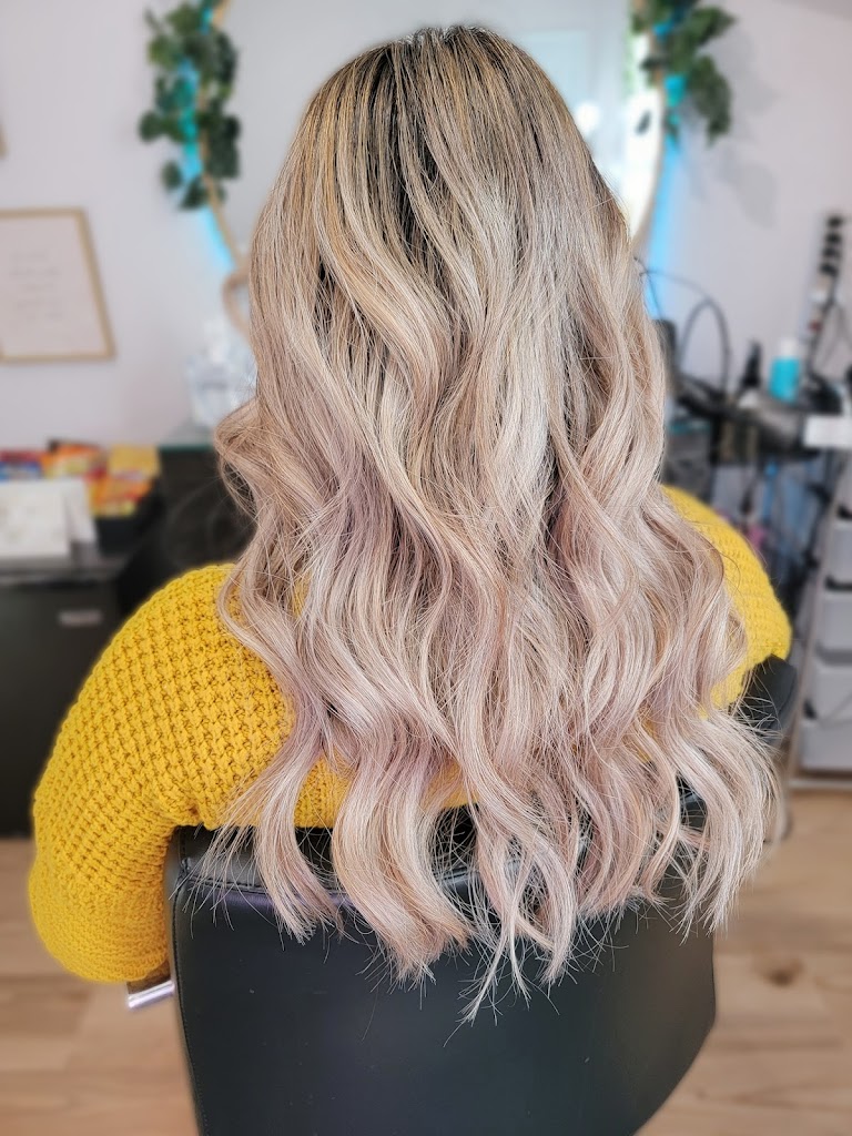 Rise Hair & Co. 53130