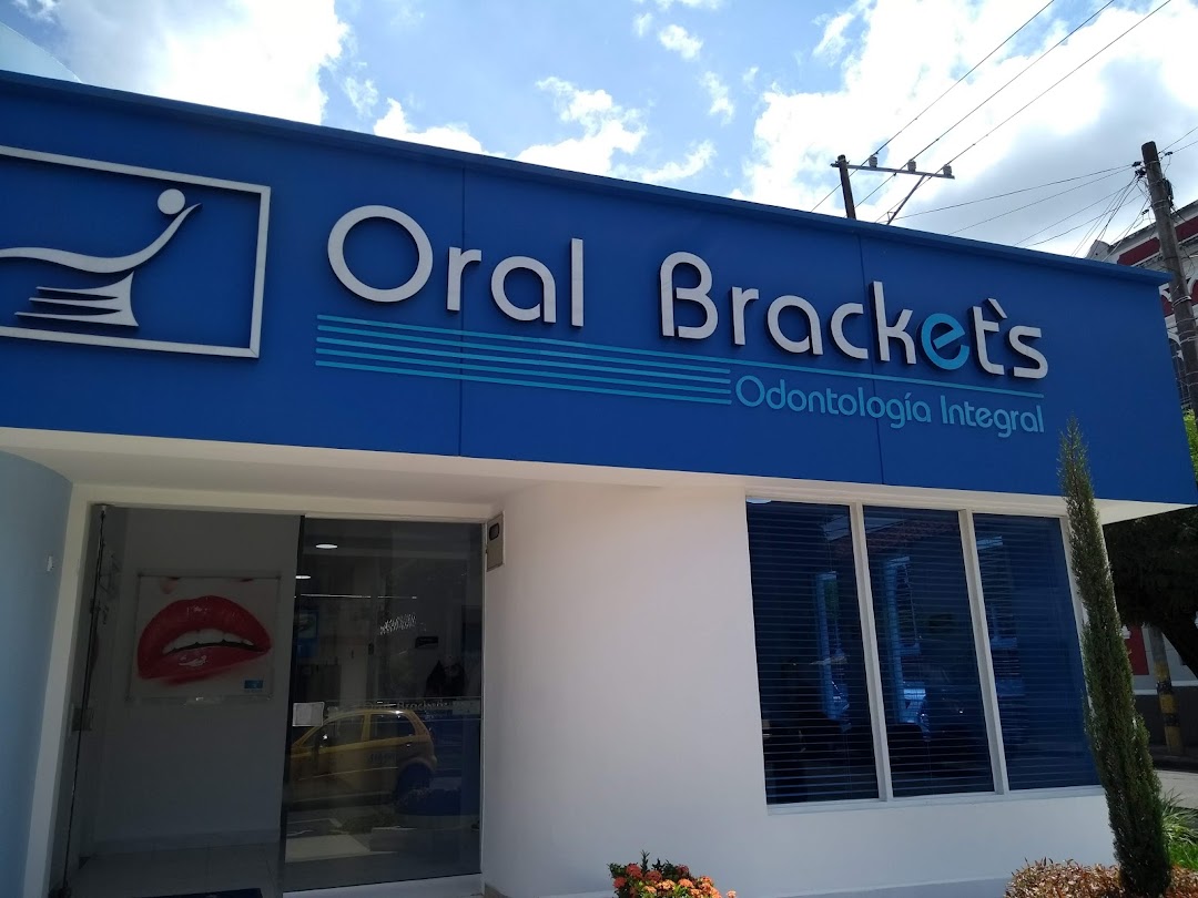 Oral Brackets Clinica Odontologica
