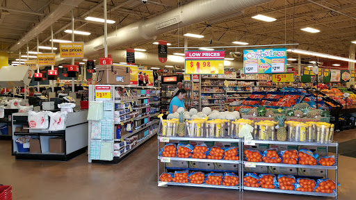 Grocery Store «H-E-B Grocery», reviews and photos, 320 E Pierce St, Luling, TX 78648, USA