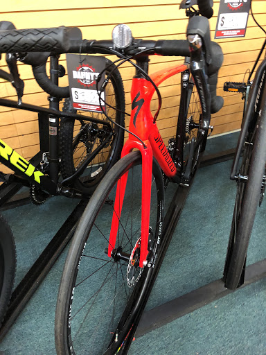Bicycle Store «Pelham Bicycle Center», reviews and photos, 109 Wolfs Ln, Pelham, NY 10803, USA