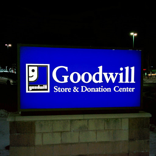 Thrift Store «Goodwill Store & Donation Center», reviews and photos, 543 North Ave, Glendale Heights, IL 60139, USA