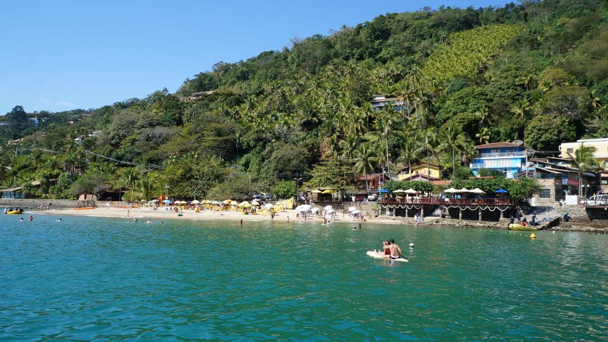 Photo de Praia das Pedras Miudas avec un rivage droit