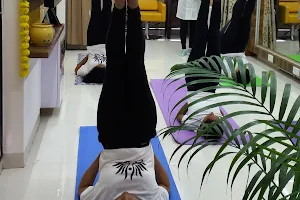 Yoga Yogism image
