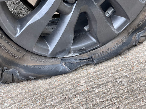 Tire Shop «Discount Tire Store - McKinney, TX», reviews and photos, 2751 S Central Expy, McKinney, TX 75070, USA