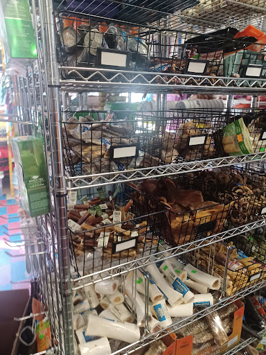 Pet Store «Pet Resources», reviews and photos, 814 Westchester Ave, Bronx, NY 10455, USA