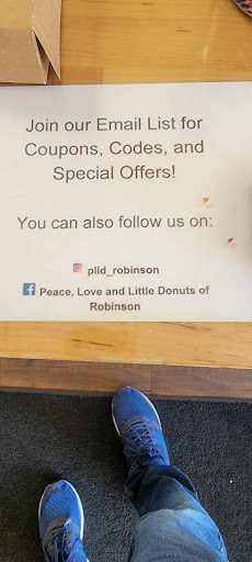 Donut Shop «Peace, Love and Little Donuts of Robinson», reviews and photos, 5994 Steubenville Pike a, McKees Rocks, PA 15136, USA