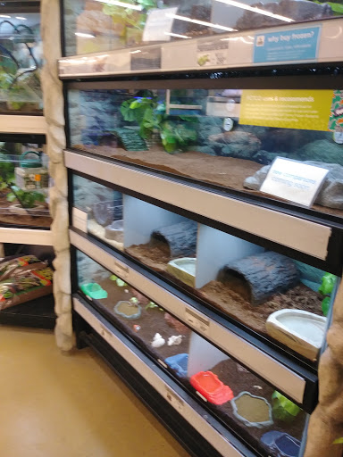 Pet Supply Store «Petco Animal Supplies», reviews and photos, 1350 S Ironton St #120, Aurora, CO 80012, USA