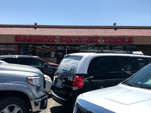 Hardware Store «Harbor Freight Tools», reviews and photos, 3333 N Yarbrough Dr #00055, El Paso, TX 79925, USA
