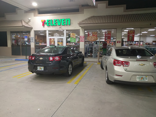 Convenience Store «7-Eleven», reviews and photos, 11601 W Okeechobee Rd, Hialeah Gardens, FL 33018, USA