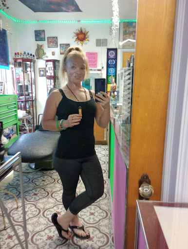 Explore hot air balloon tattoo ideas, creative tattoo ideas in Ottumwa, available at Be You Body Piercing & Jewelry