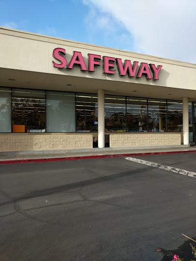 Safeway image