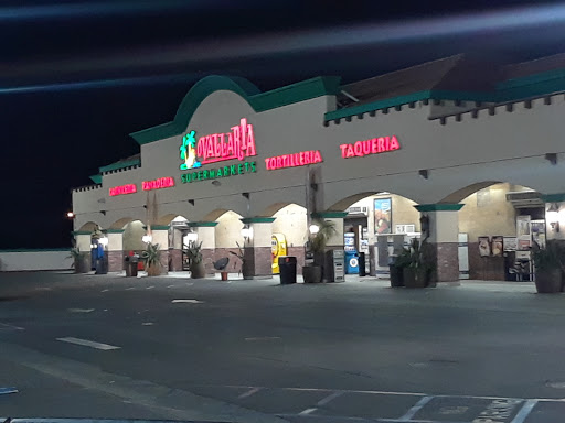 Supermarket «Vallarta Supermarkets», reviews and photos, 2705 S H St, Bakersfield, CA 93304, USA